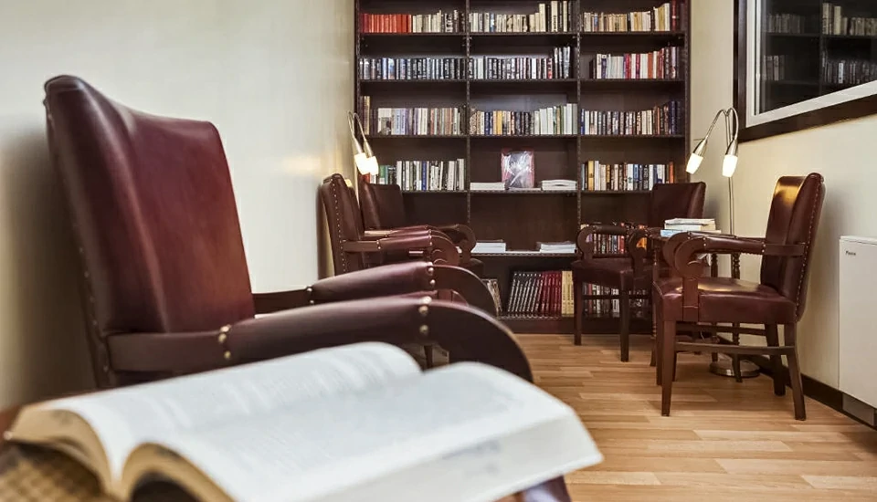 هتل ازمیر پالاس